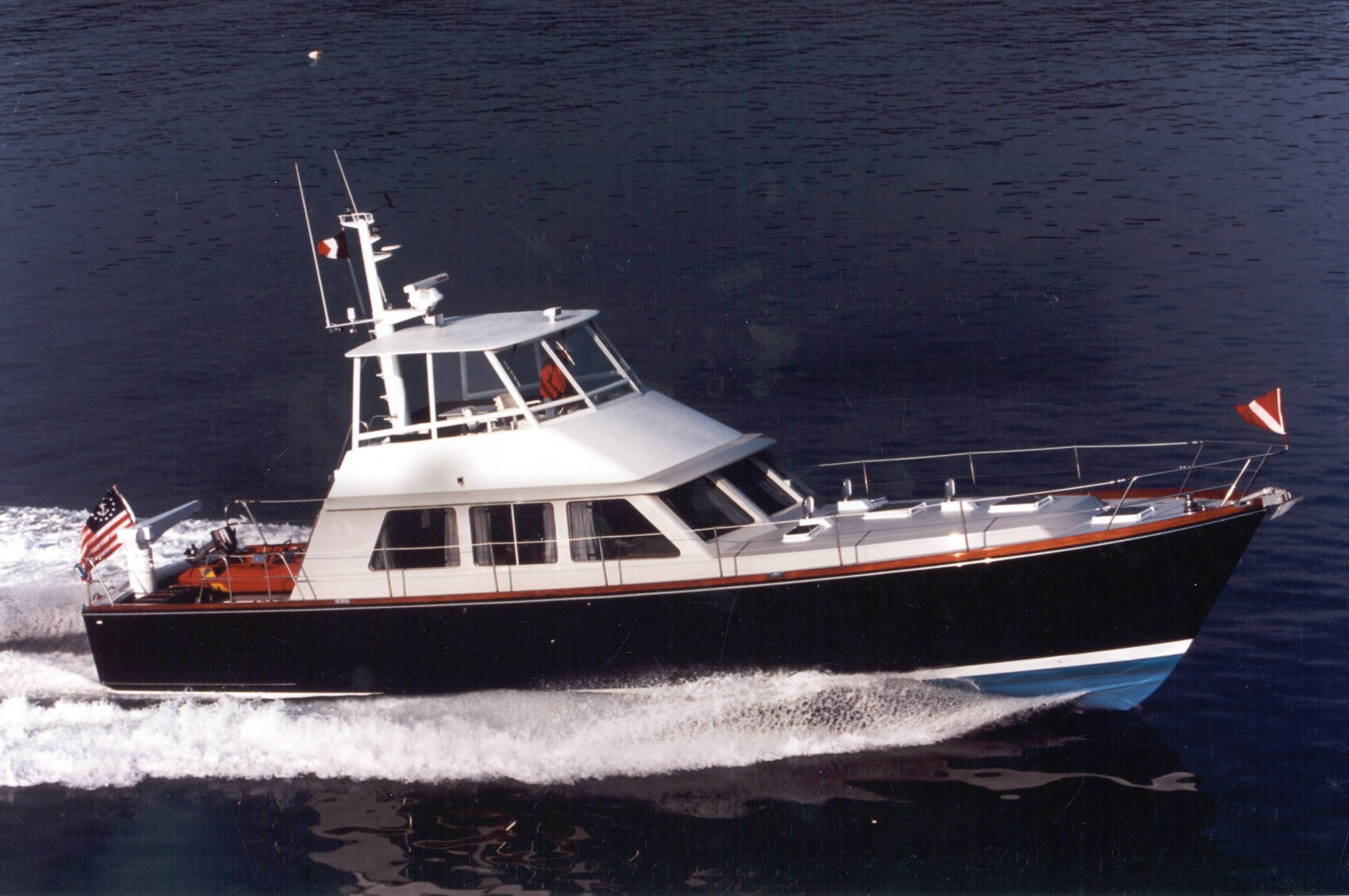 Ray Hunt Design 60' Flybridge Cruiser