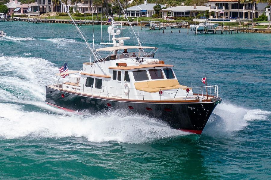 Ray Hunt Design 72' Aft Cabin Motor Yacht