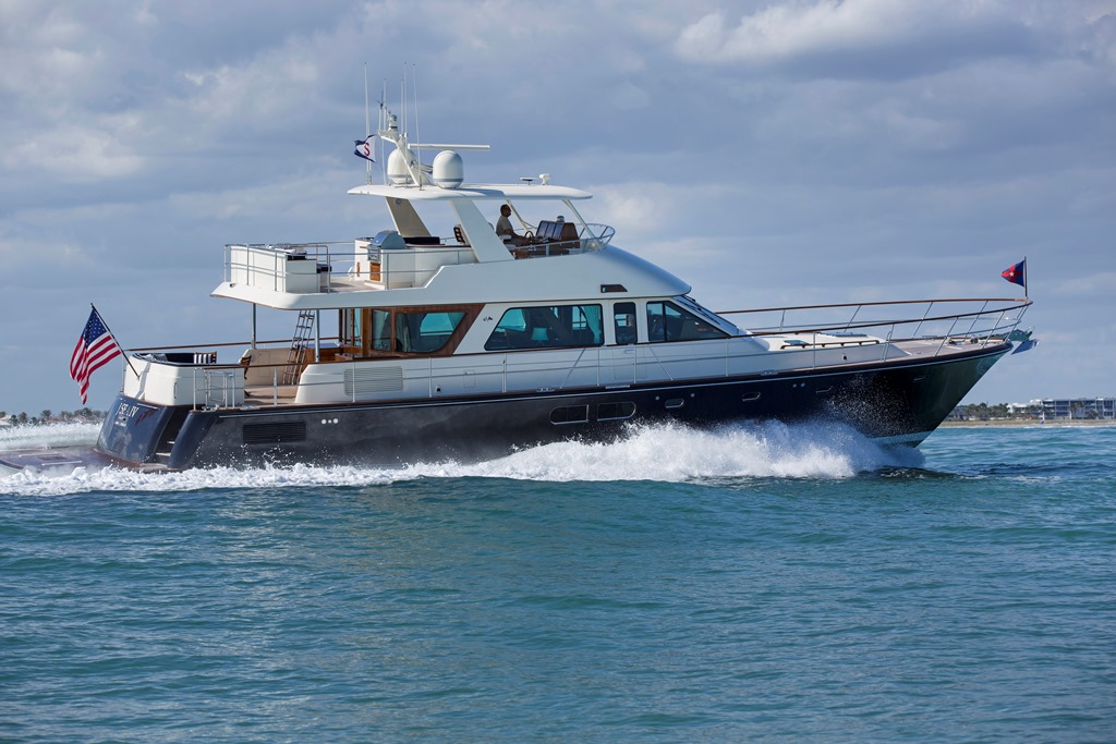 Ray Hunt Design 72' Semi-Custom Flybridge Yacht