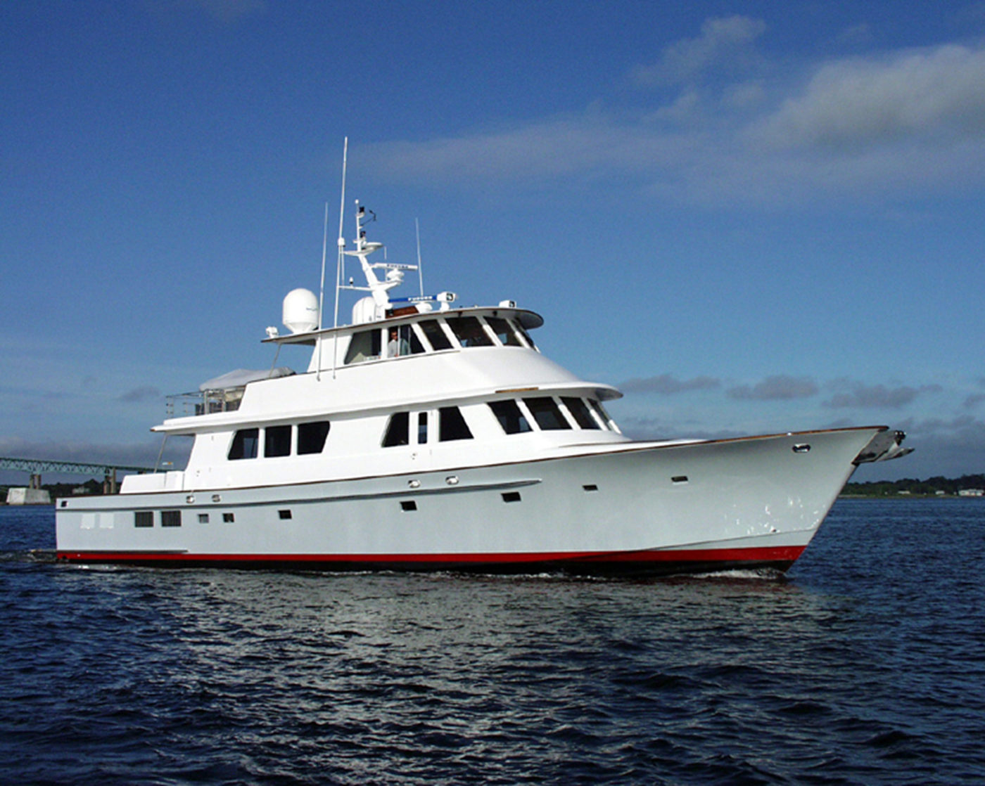 Ray Hunt Design 90' Motor Yacht