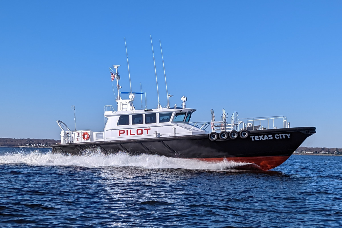 Ray Hunt Design 70 ft Triple IPS Pilot Boat