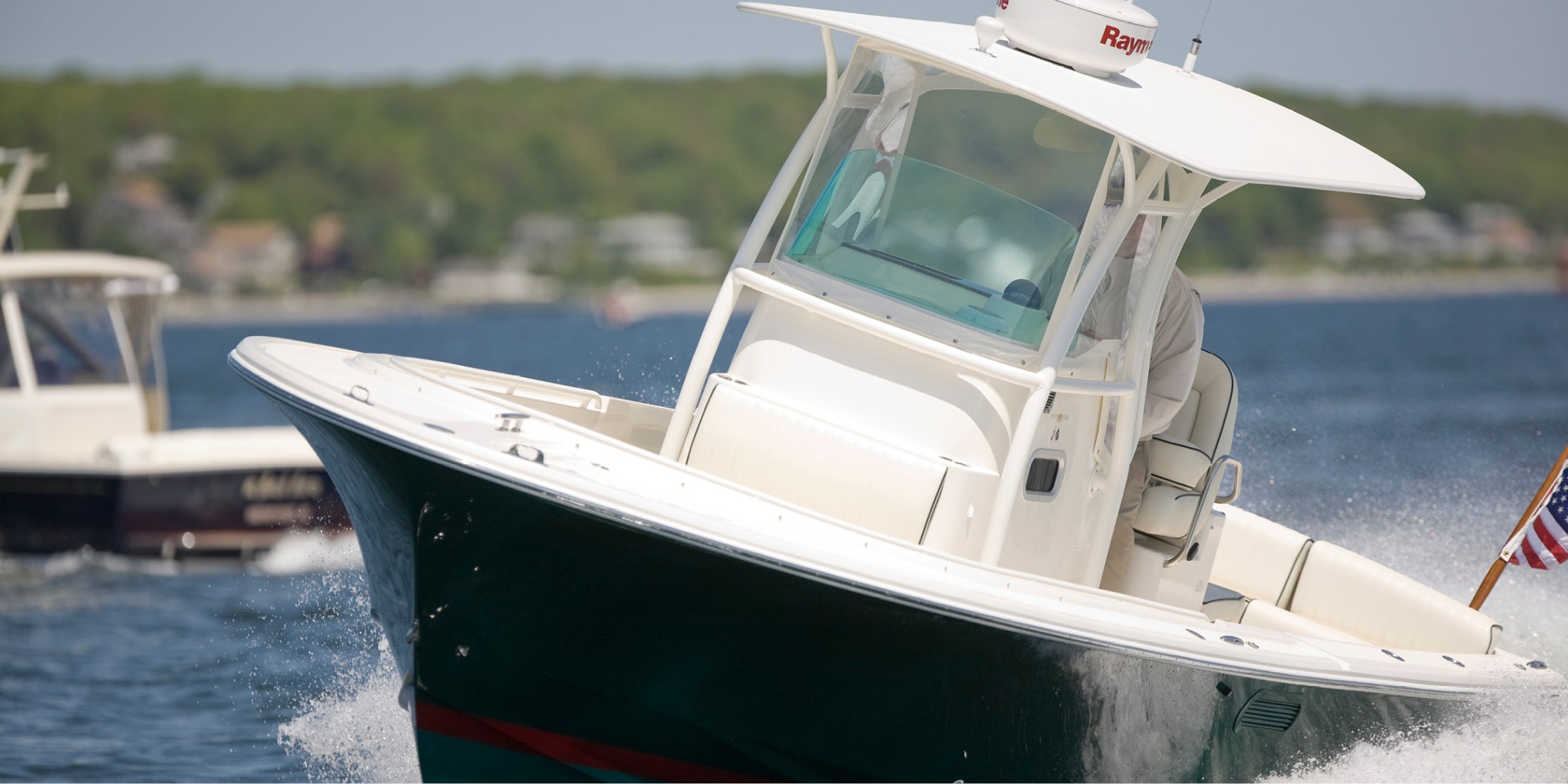 Hunt Yachts Coastal Series Center Console 26