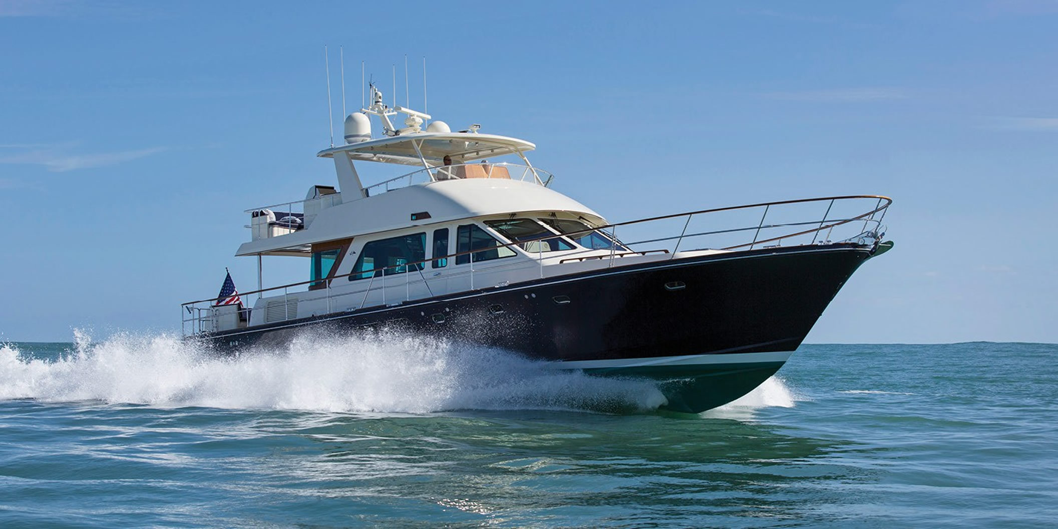 Hunt Yachts Ocean Series 72