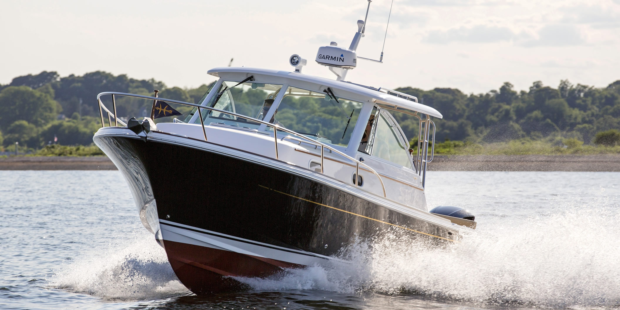 Hunt Yachts Coastal Series Surfhunter 32